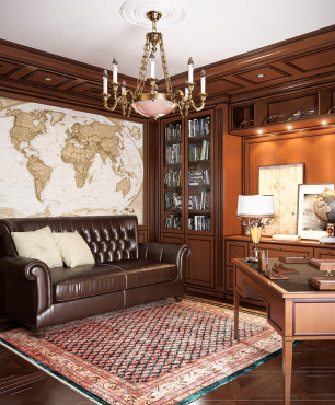 Großes Büro mit Sofa und Weltkarte
