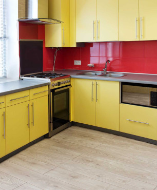 Moderne Küche gelb und rot