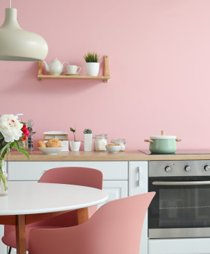 Gemütliche rosa Küche