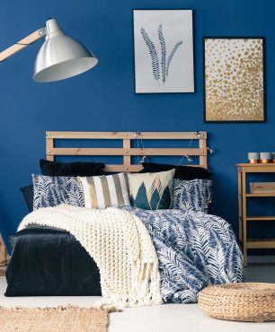 Blaues kleines Schlafzimmer