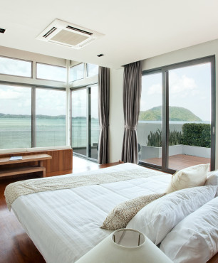 Schlafzimmer mit Blick auf den Ozean